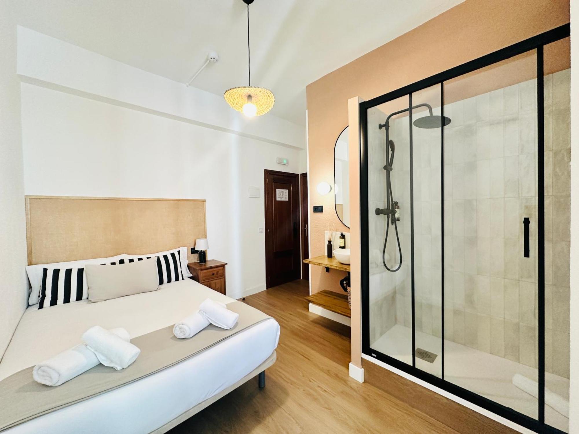 Autentic Boutique Moncloa Madrid Exterior foto